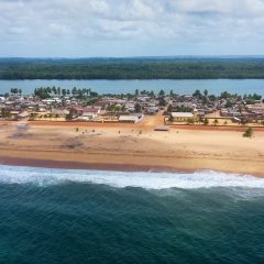Vue du littoral de Grand-Lahou